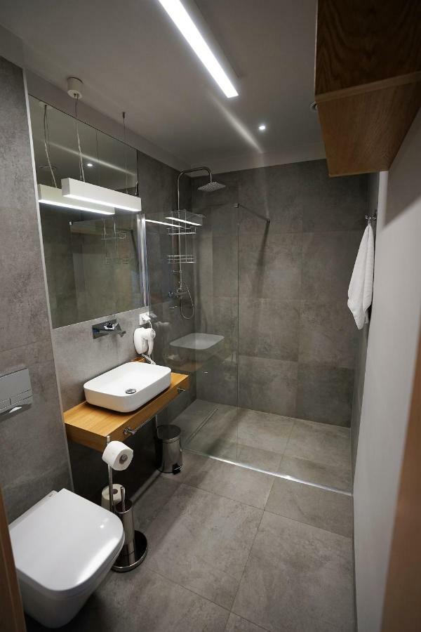 Kamienica Nr 6 Aparthotel Aleksandrow Lodzki Exterior photo